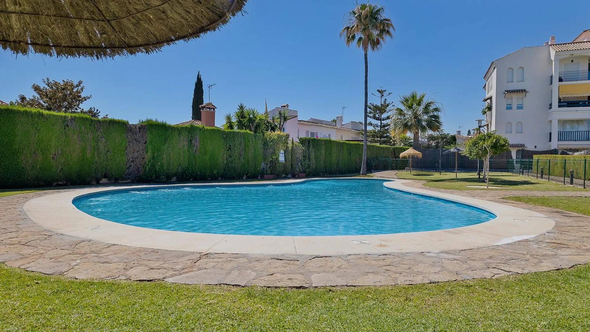 Daire Lorcrisur Apt Near Puerto Banus Marbella